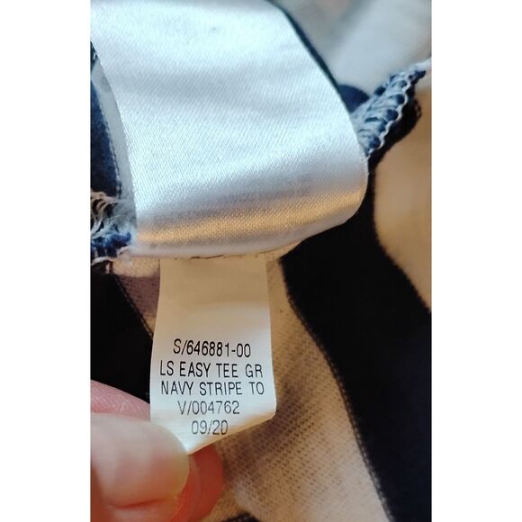 Old Navy, The Easy Tee Women's Size XXL Blue & White Stripped Long Sleeved Tee - Picture 9 of 9